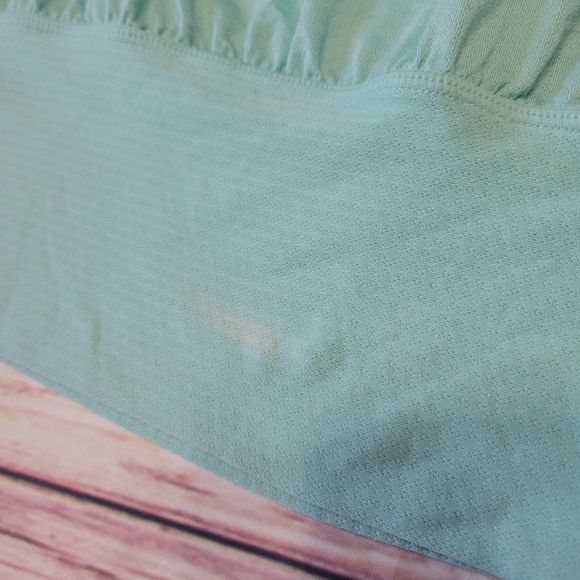 Lululemon Tank - Picture 5 of 5